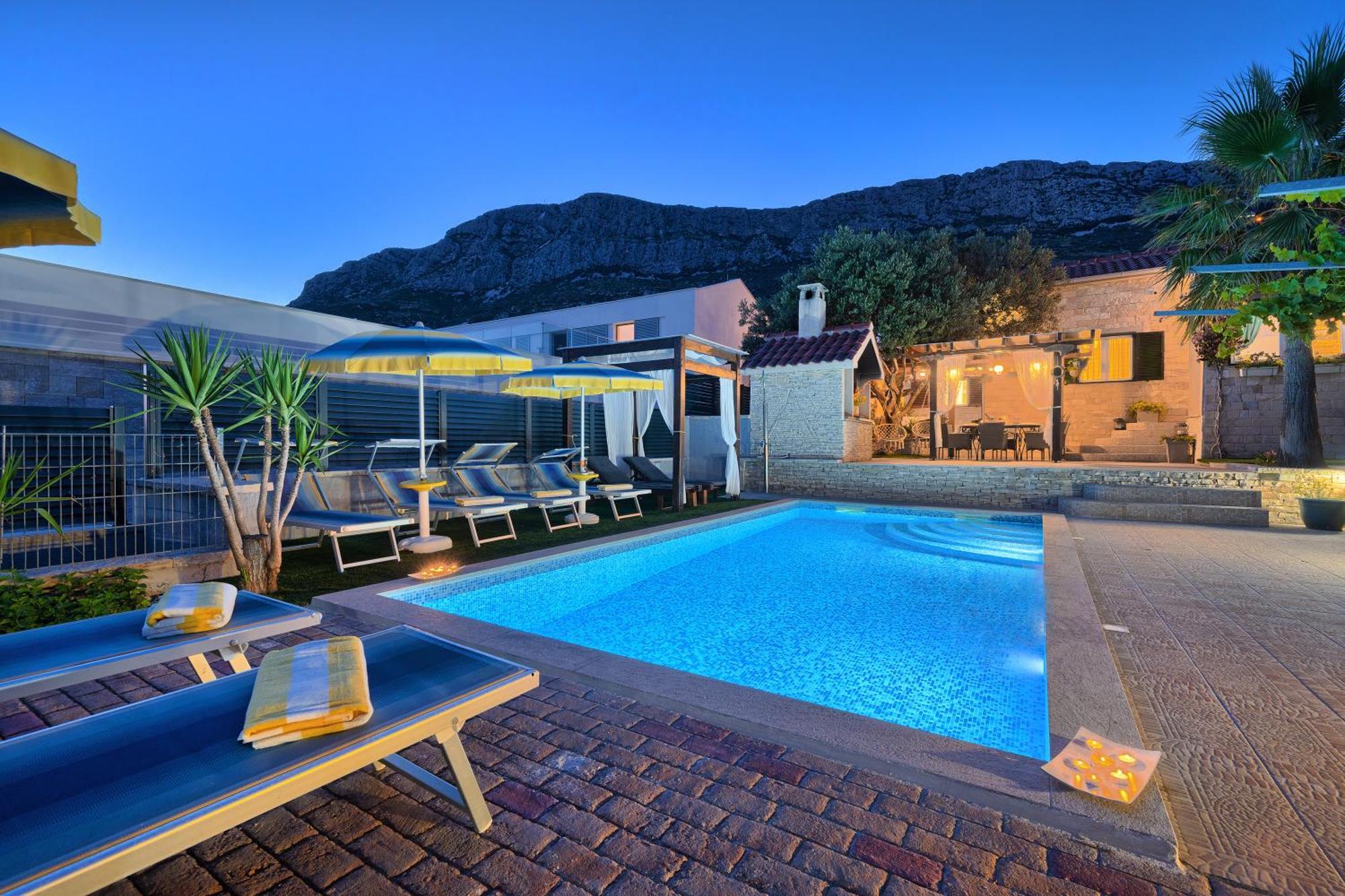Villa Antea Kastela Exterior photo